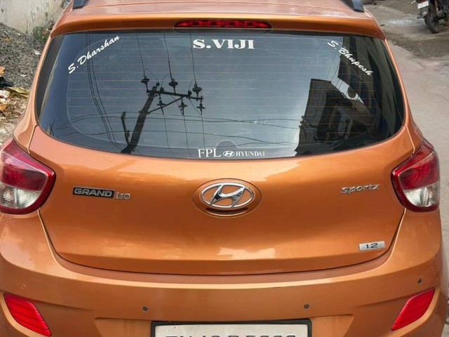 Second-hand 2016 Hyundai Grand i10 Sportz for sale in Tiruvallur-4