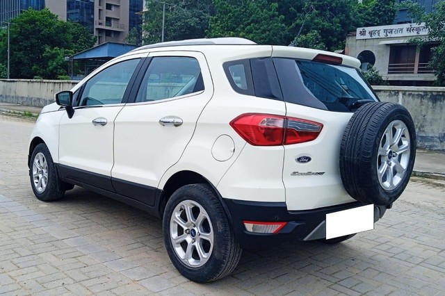 Second-hand 2021 Ford Ecosport Titanium Diesel for sale in Ahmedabad-3