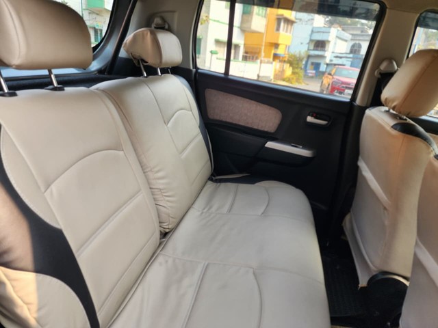 Second-hand 2015 Maruti Wagon R VXI BS IV for sale in Kolkata-9