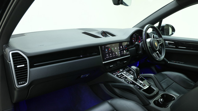 Second-hand 2022 Porsche Cayenne Coupe Platinum Edition BSVI for sale in Gurgaon-11