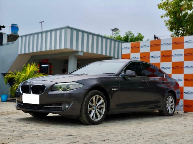 Second-hand 2012 BMW 5 Series 520d Sedan for sale in Chennai-4