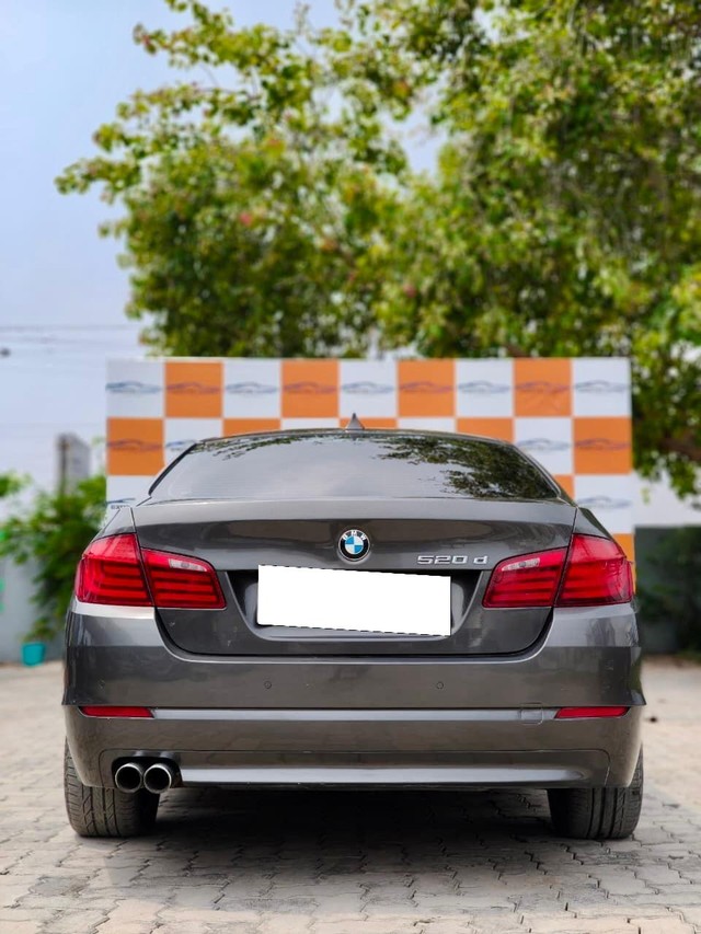 Second-hand 2012 BMW 5 Series 520d Sedan for sale in Chennai-2