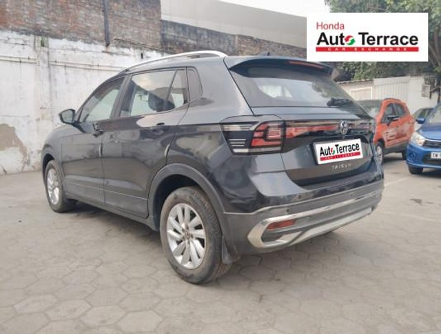 Second-hand 2022 Volkswagen Taigun 1.0 TSI Topline BSVI for sale in Chennai-4