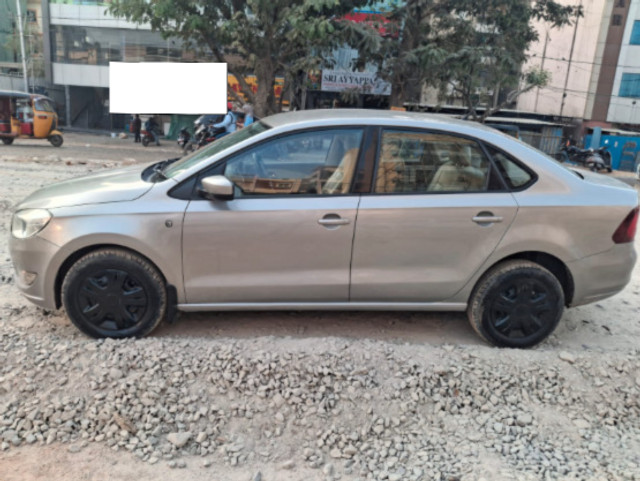 Second-hand 2015 Skoda Rapid 1.5 TDI Ambition for sale in Mumbai-4