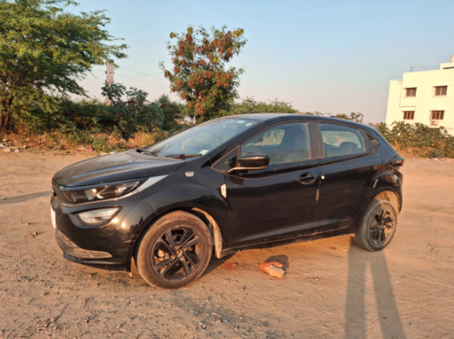 Tata Altroz XZ Diesel BSVI Second-hand 2023 Tata Altroz XZ Diesel BSVI for sale in Mumbai-5