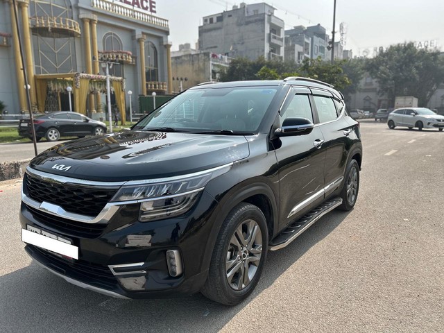 Second-hand 2022 Kia Seltos HTX G for sale in New Delhi-12