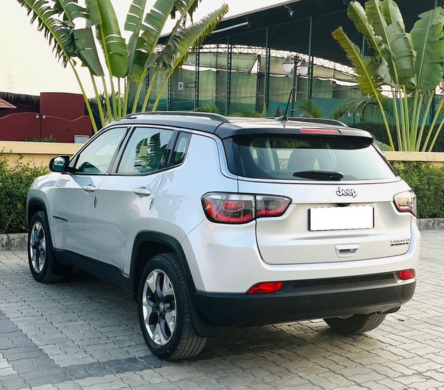Second-hand 2019 Jeep Compass 2.0 Limited for sale in Surat-9