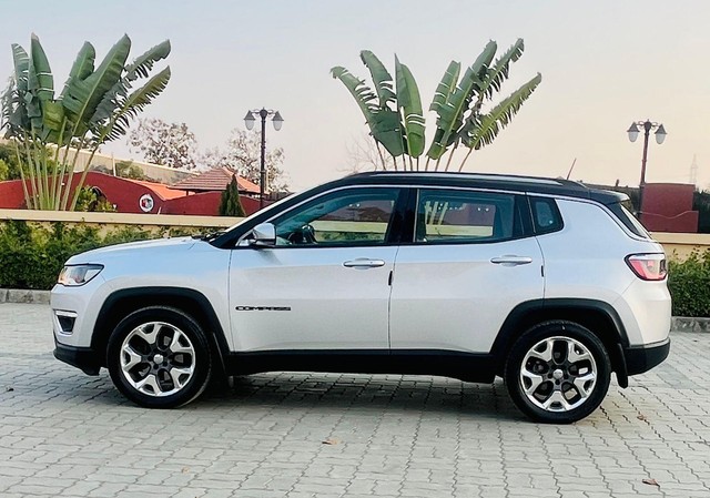 Second-hand 2019 Jeep Compass 2.0 Limited for sale in Surat-3