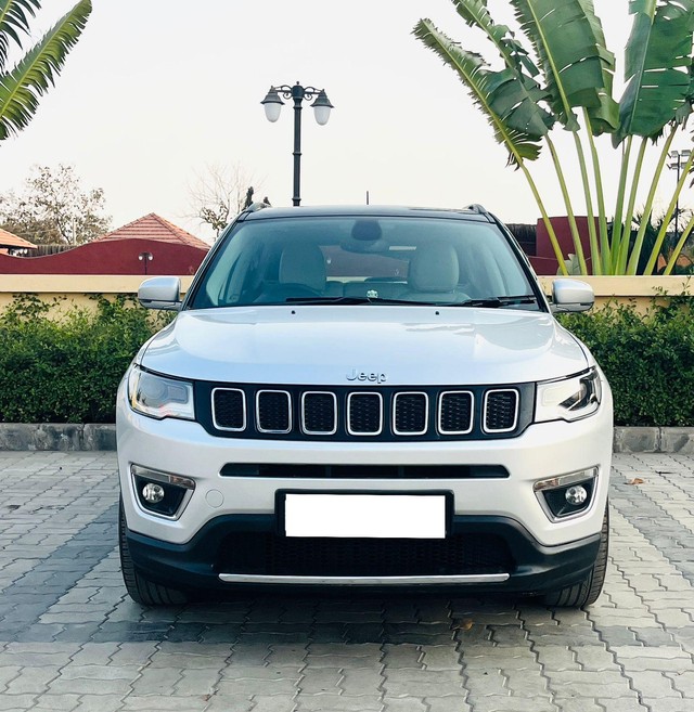 Second-hand 2019 Jeep Compass 2.0 Limited for sale in Surat-5