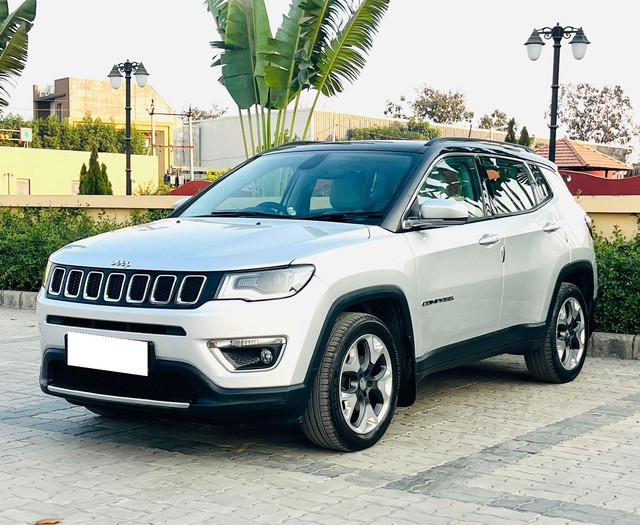 Second-hand 2019 Jeep Compass 2.0 Limited for sale in Surat-4