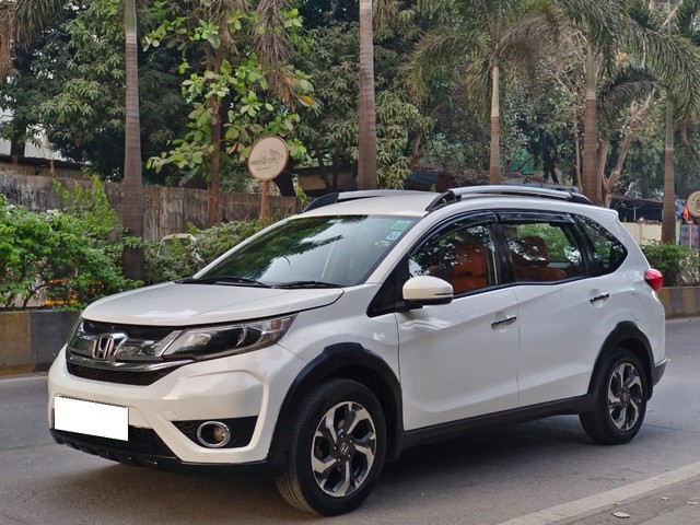 Second-hand 2016 Honda BR-V i-DTEC V MT for sale in Mumbai-8