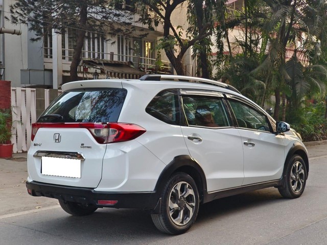 Second-hand 2016 Honda BR-V i-DTEC V MT for sale in Mumbai-10
