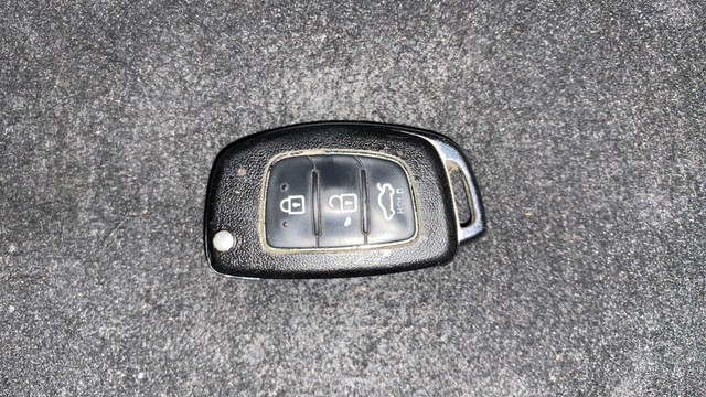 Second-hand 2012 Hyundai i20 Sportz AT 1.4 for sale in Kochi-21