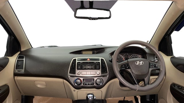 Second-hand 2012 Hyundai i20 Sportz AT 1.4 for sale in Kochi-10