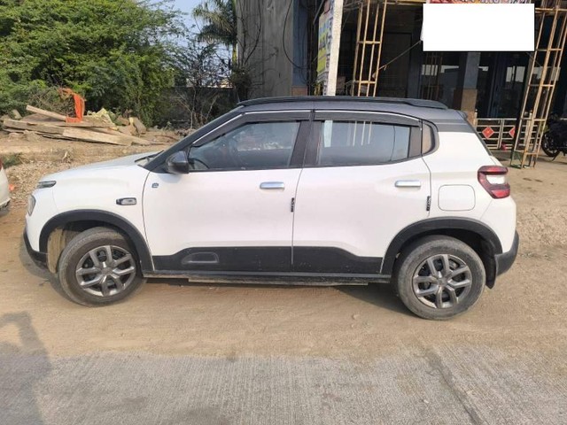 Second-hand 2023 Citroen eC3 Feel DT for sale in Deoli-3