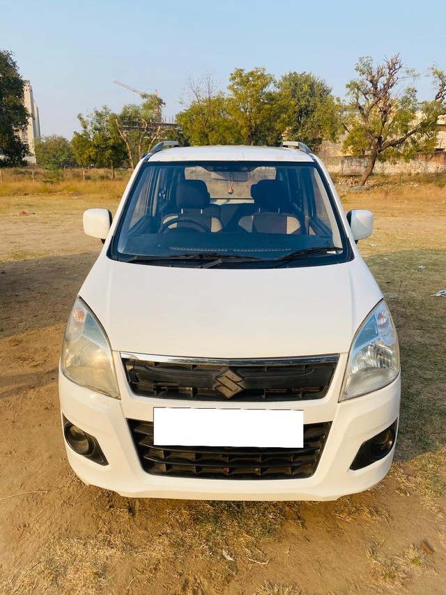 Second-hand 2014 Maruti Wagon R Stingray VXI for sale in Ahmedabad-4