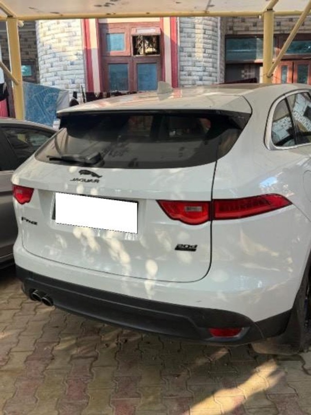 Jaguar F-Pace Prestige 2.0 AWD Second-hand 2018 Jaguar F-Pace Prestige 2.0 AWD for sale in Noida-2