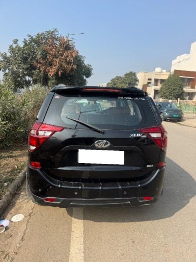 Mahindra XUV500 W9 Second-hand 2021 Mahindra XUV500 W9 for sale in Zirakpur-1