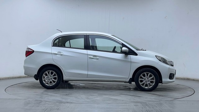 Second-hand 2016 Honda Amaze VX CVT i-VTEC for sale in Hyderabad-2