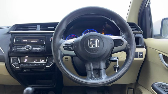 Second-hand 2016 Honda Amaze VX CVT i-VTEC for sale in Hyderabad-38