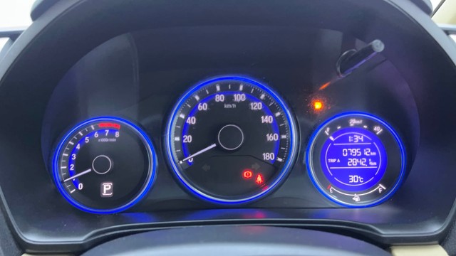 Second-hand 2016 Honda Amaze VX CVT i-VTEC for sale in Hyderabad-13