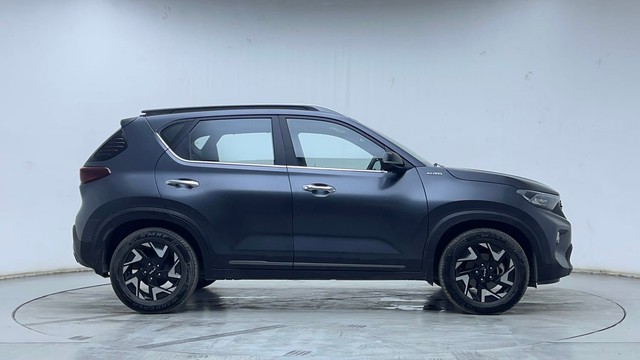 Second-hand 2023 Kia Sonet X-Line Diesel AT for sale in Hyderabad-2