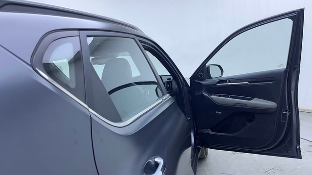 Second-hand 2023 Kia Sonet X-Line Diesel AT for sale in Hyderabad-16