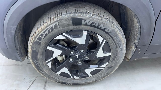 Second-hand 2023 Kia Sonet X-Line Diesel AT for sale in Hyderabad-20