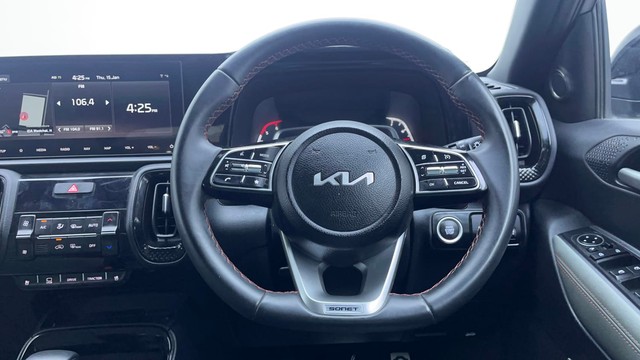 Second-hand 2023 Kia Sonet X-Line Diesel AT for sale in Hyderabad-32