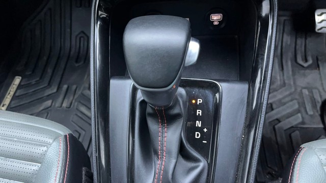 Second-hand 2023 Kia Sonet X-Line Diesel AT for sale in Hyderabad-12