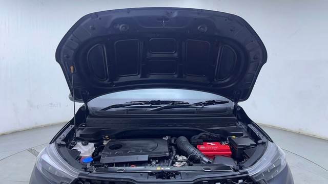 Second-hand 2023 Kia Sonet X-Line Diesel AT for sale in Hyderabad-8