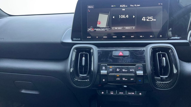 Second-hand 2023 Kia Sonet X-Line Diesel AT for sale in Hyderabad-36