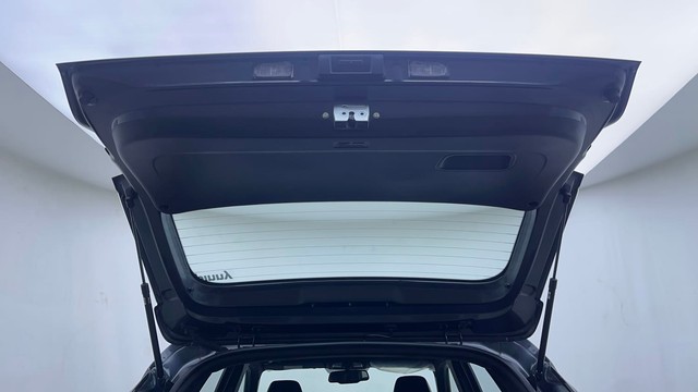 Second-hand 2023 Kia Sonet X-Line Diesel AT for sale in Hyderabad-23