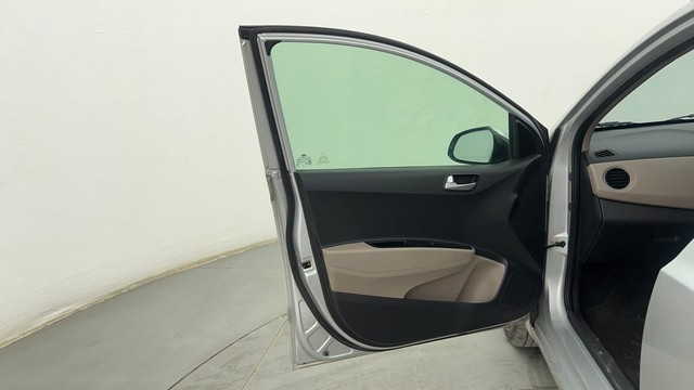 Second-hand 2013 Hyundai Grand i10 1.2 Kappa Sportz BSIV for sale in Pune-35