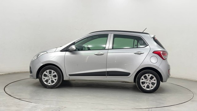 Second-hand 2013 Hyundai Grand i10 1.2 Kappa Sportz BSIV for sale in Pune-6