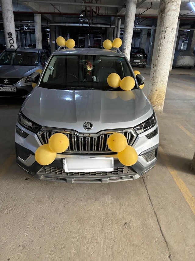 Second-hand 2023 Skoda Kushaq 1.0 TSI Ambition for sale in Greater Noida-5