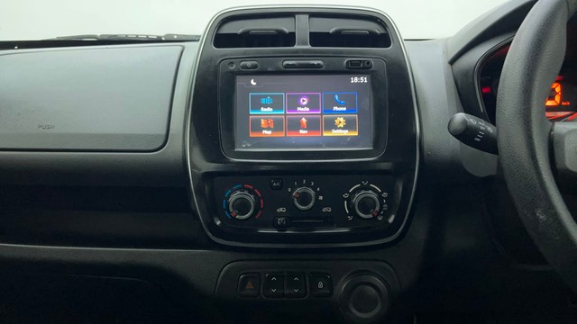 Second-hand 2017 Renault KWID RXT for sale in Ahmedabad-31