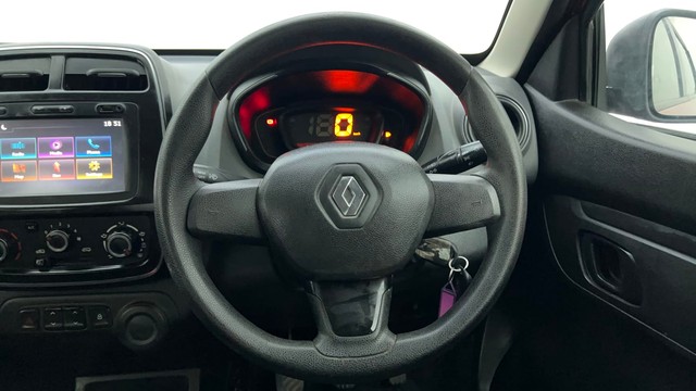 Second-hand 2017 Renault KWID RXT for sale in Ahmedabad-32