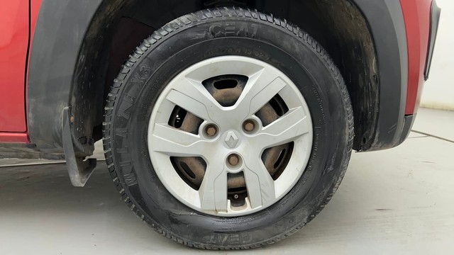 Second-hand 2017 Renault KWID RXT for sale in Ahmedabad-17