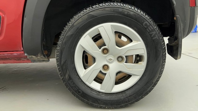 Second-hand 2017 Renault KWID RXT for sale in Ahmedabad-19