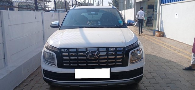 Second-hand 2025 Hyundai Venue S Plus for sale in Bagalkot-4