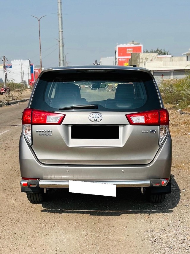 Second-hand 2018 Toyota Innova Crysta 2.4 ZX MT BSIV for sale in Kota-1