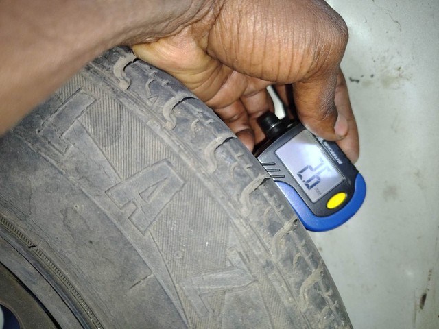 Second-hand 2017 Maruti Suzuki Alto 800 LXi for sale in Visakhapatnam-21