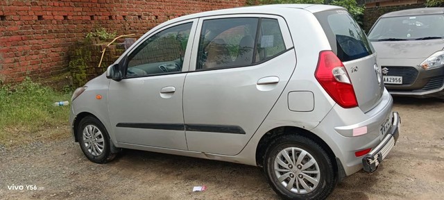 Second-hand 2015 Hyundai i10 Magna 1.1 iTech SE for sale in Dhanbad-2