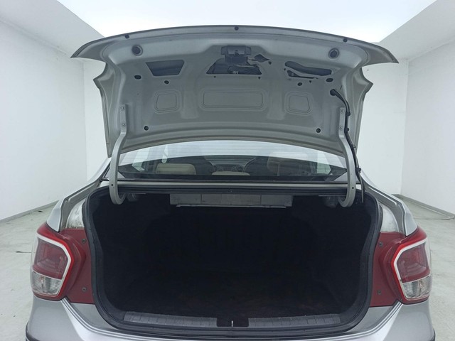 Second-hand 2016 Hyundai Xcent Petrol for sale in Visakhapatnam-32