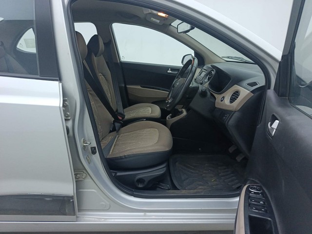 Second-hand 2016 Hyundai Xcent Petrol for sale in Visakhapatnam-15