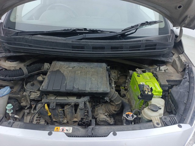 Second-hand 2016 Hyundai Xcent Petrol for sale in Visakhapatnam-28