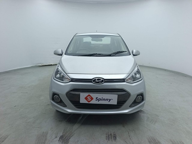 Second-hand 2016 Hyundai Xcent Petrol for sale in Visakhapatnam-7