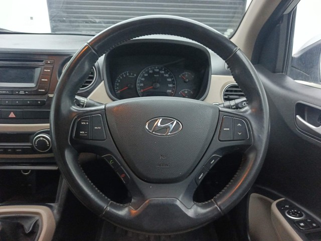 Second-hand 2016 Hyundai Xcent Petrol for sale in Visakhapatnam-25