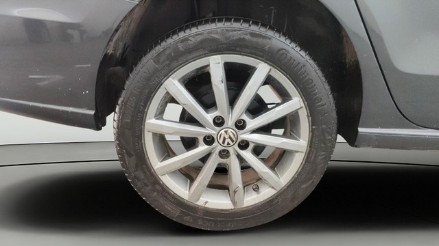 Second-hand 2019 Volkswagen Vento 1.2 TSI Highline Plus AT for sale in Pune-27